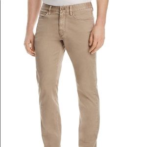 🐳Vineyard Vines 🐳Men’s khaki pants